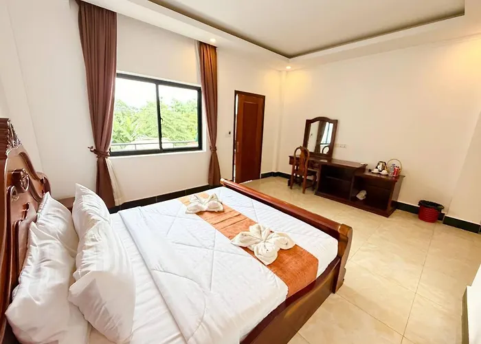 Ora Boutique Hotel *